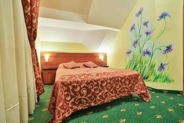 Фото номера Номер Делюкс с кроватью размера «queen-size» Отель Hotel Wiosna г. Рабка 3