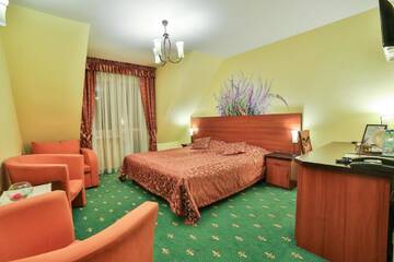 Фото номера Трехместный номер «Комфорт» Отель Hotel Wiosna г. Рабка 4